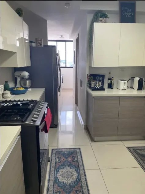 Venta de apartamento en Avenida Balboa