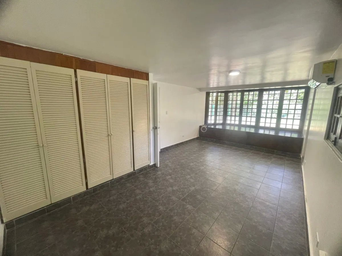 Remate de casa en Las Cumbres
