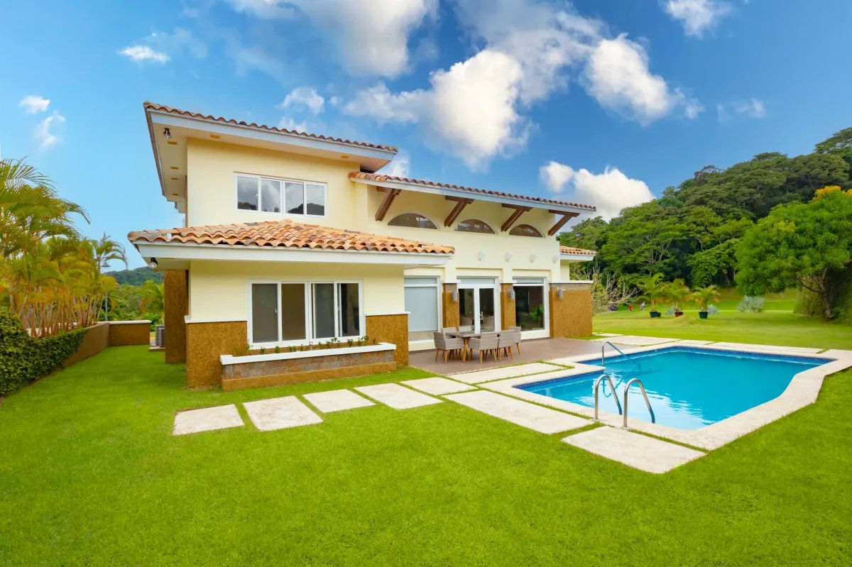 Villa Moderna en Cocolí, Panamá