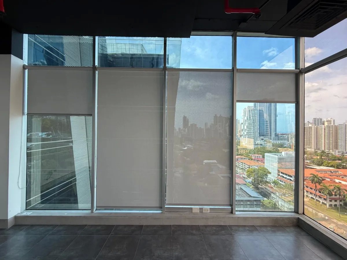 En venta o alquiler, oficina de 63 m² en Obarrio