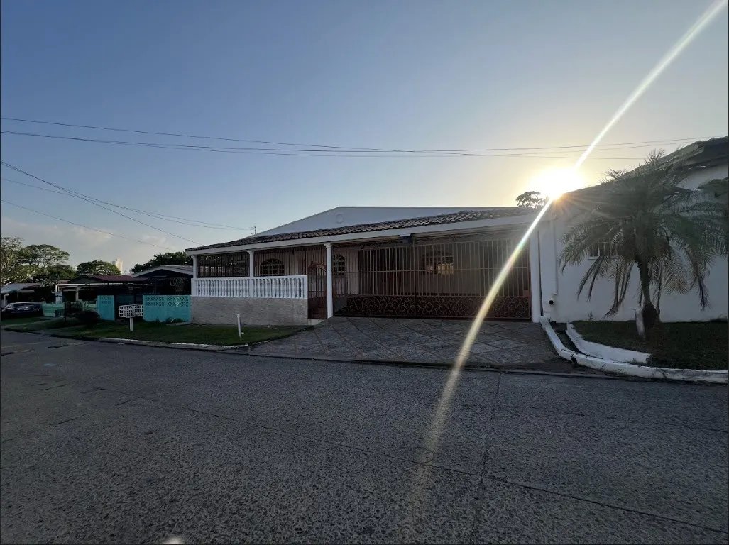 Venta de casa en Villa Rica, Río Abajo