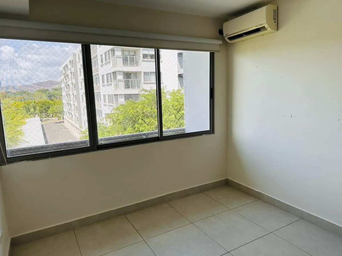 Se alquila apartamento en Woodlands, P.H. Midrise, Panamá Pacifico