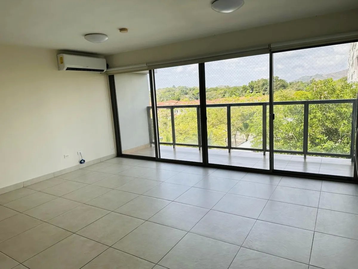 Se alquila apartamento en Woodlands, P.H. Midrise, Panamá Pacifico
