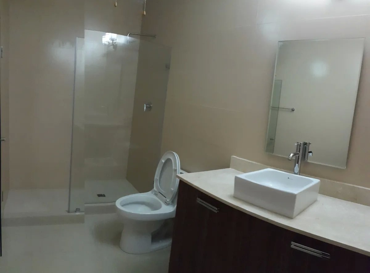Townhouse For Sale in River Valley