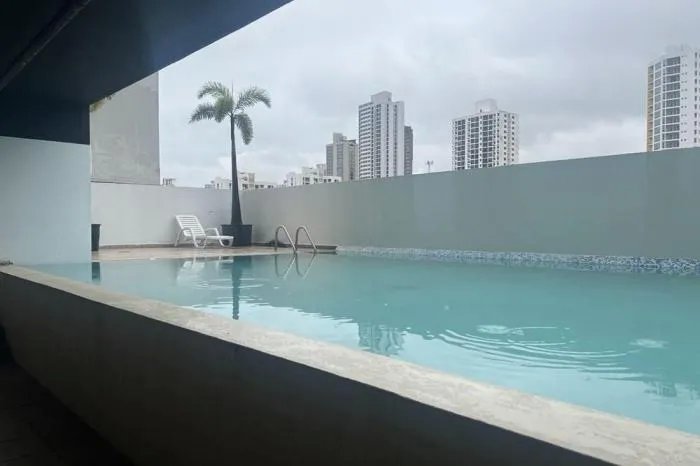 Apartment For Sale in Vía España