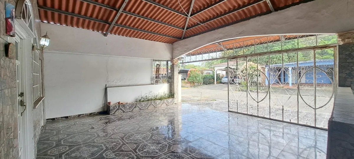 Venta de Casa en Arboleda de Cáceres, Arraiján