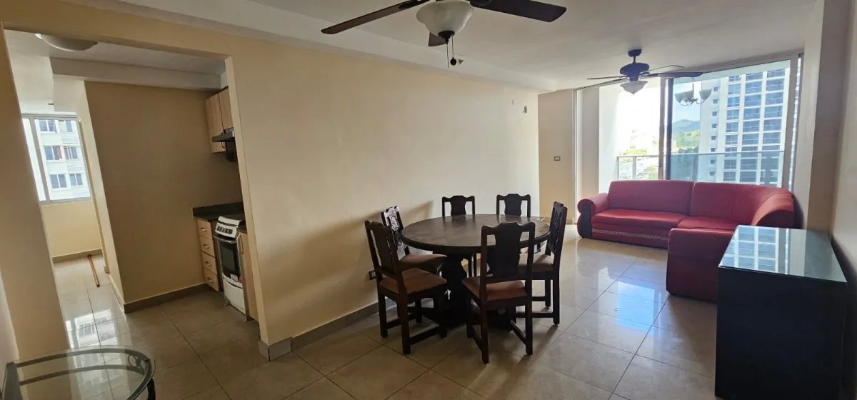 Alquiler de apartamento en Condado Del Rey