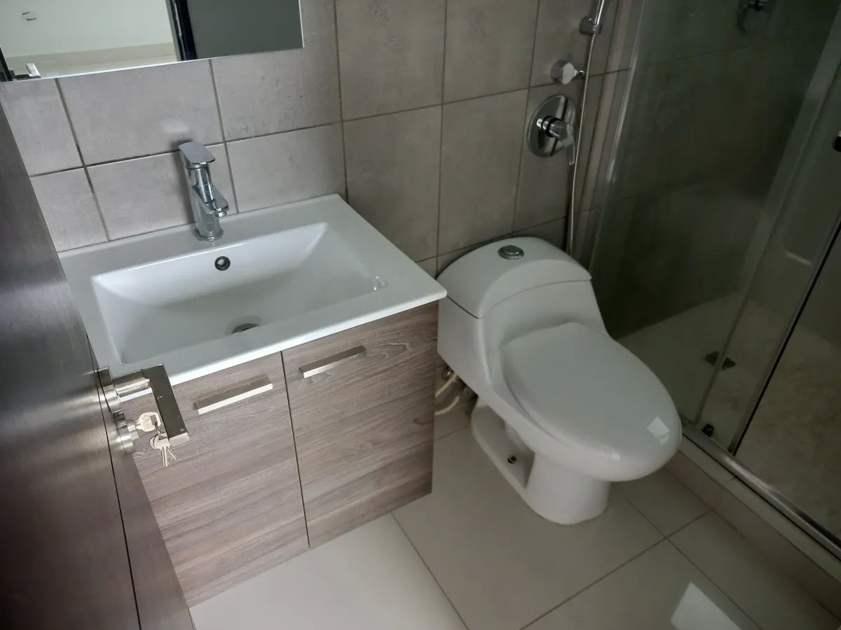 Venta de Apartamento Reposeído - PH Midpark, Carrasquilla