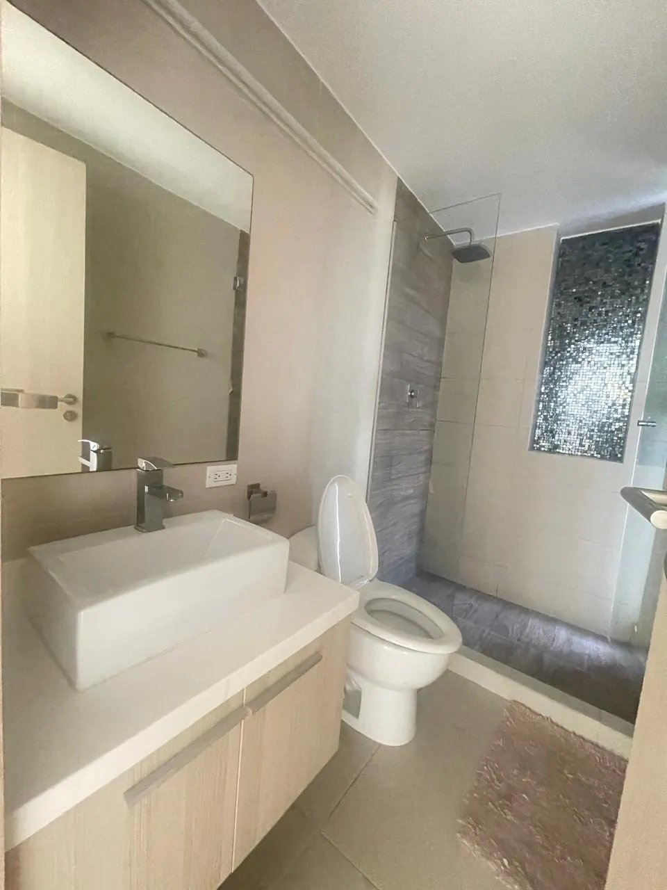 Venta de Apartamento Amoblado en El Carmen
