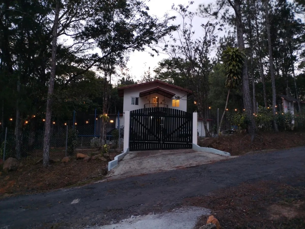 Se vende casa en Cerro Azul