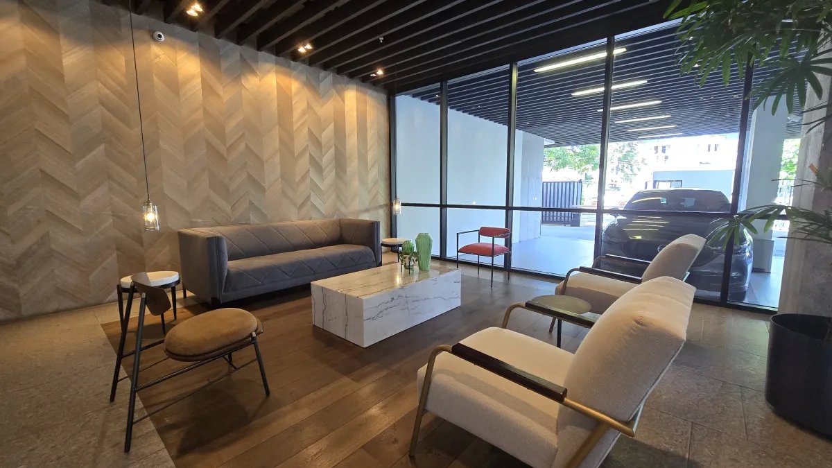Apartment For Sale in San Francisco