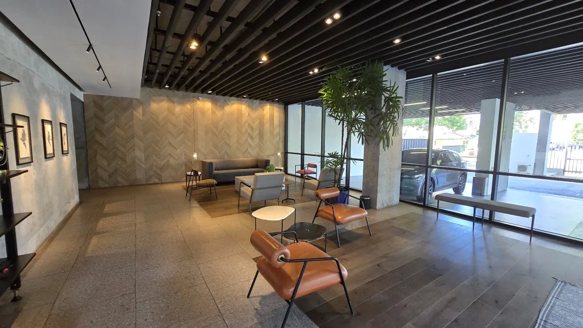Apartment For Sale in San Francisco