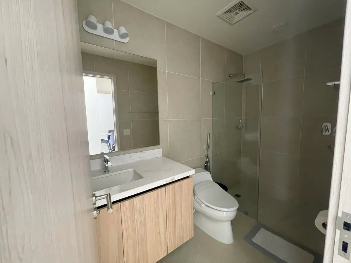 Alquiler de Apartamento Amoblado en P.H. Ocean House, Santa María
