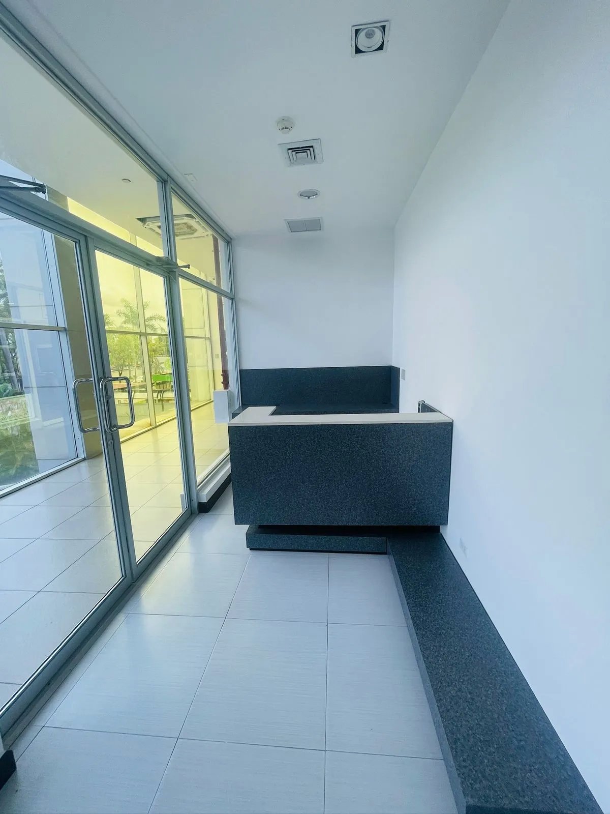 ALQUILER DE LOCAL PARA CLINICA DENTAL