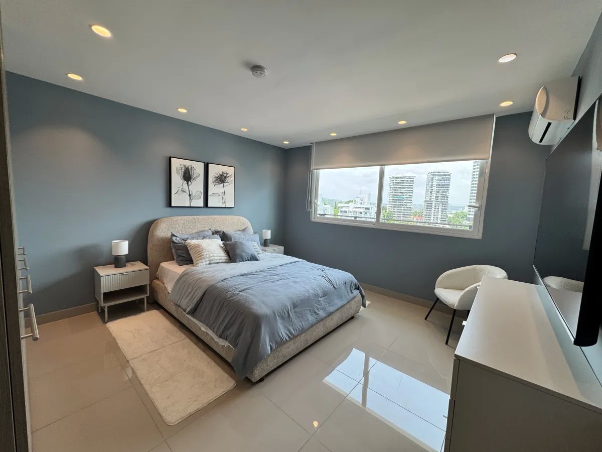 SE VENDE APARTAMENTO EN BELLA VISTA