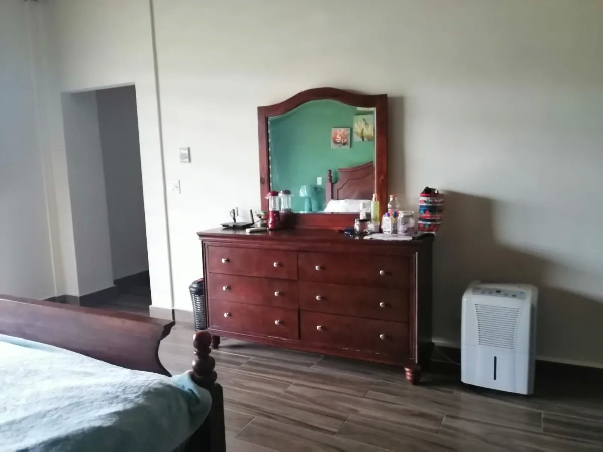 SE VENDE CASA EN EL VALLE DE ANTON