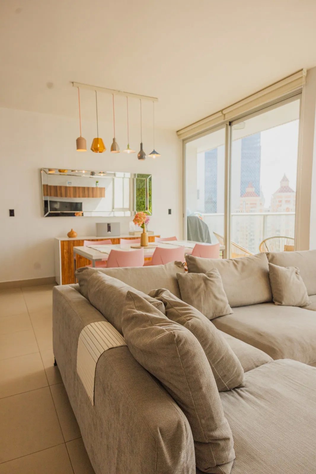 Venta de Apartamento FULL AMUEBLADO en Piso Alto, PH. OCEANAIRE