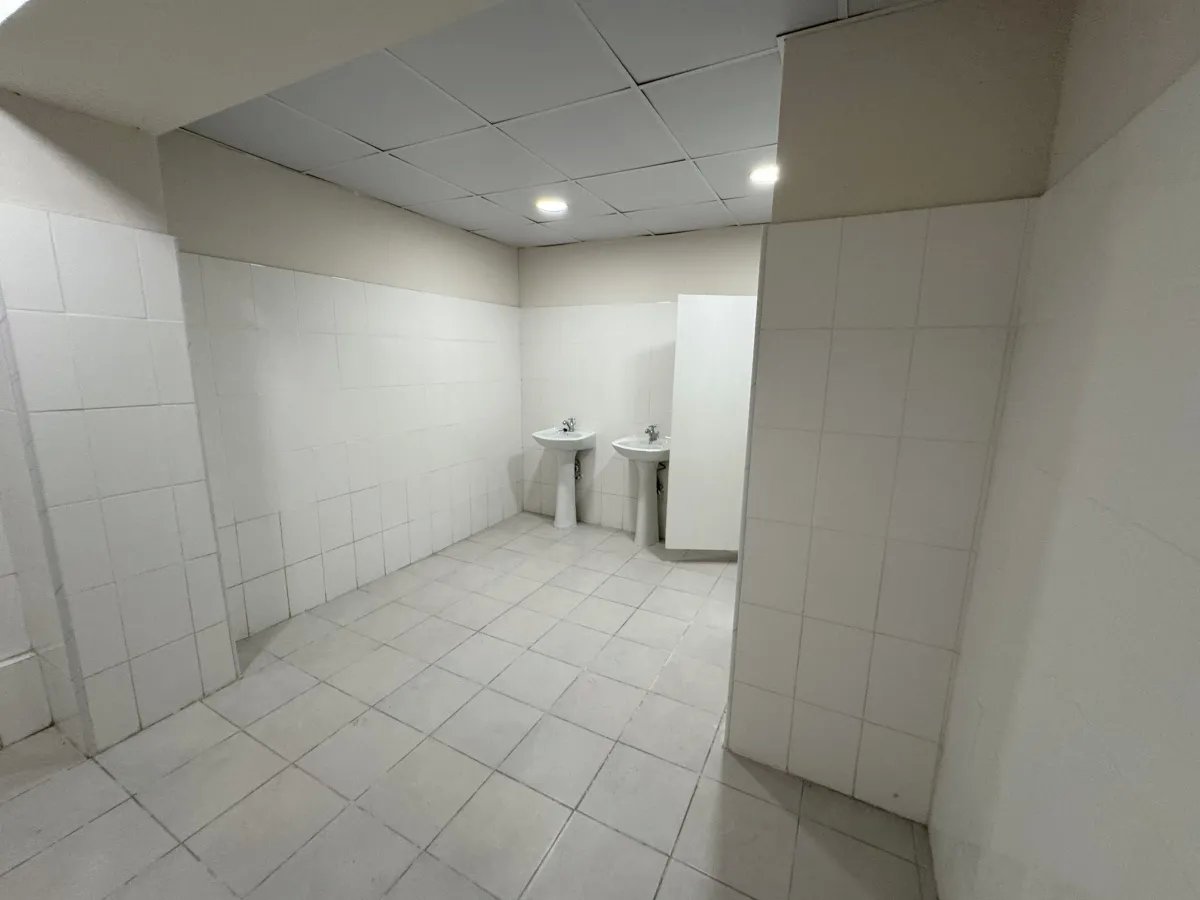 Se Vende Galera Comercial en Avenida Balboa