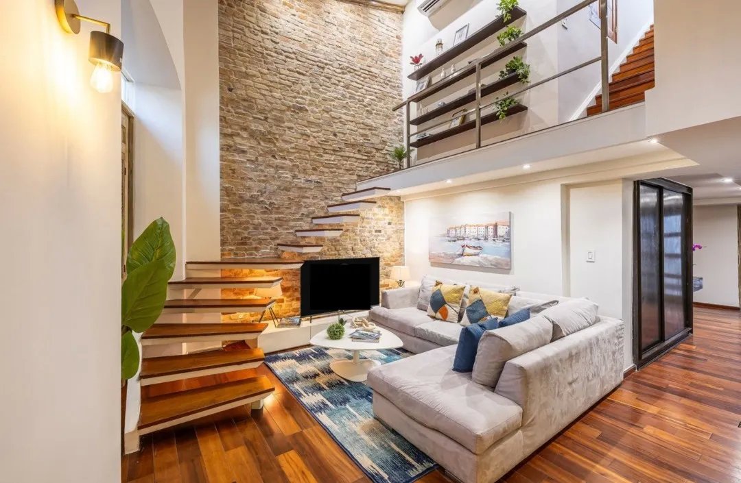 Duplex For Sale in Casco Viejo
