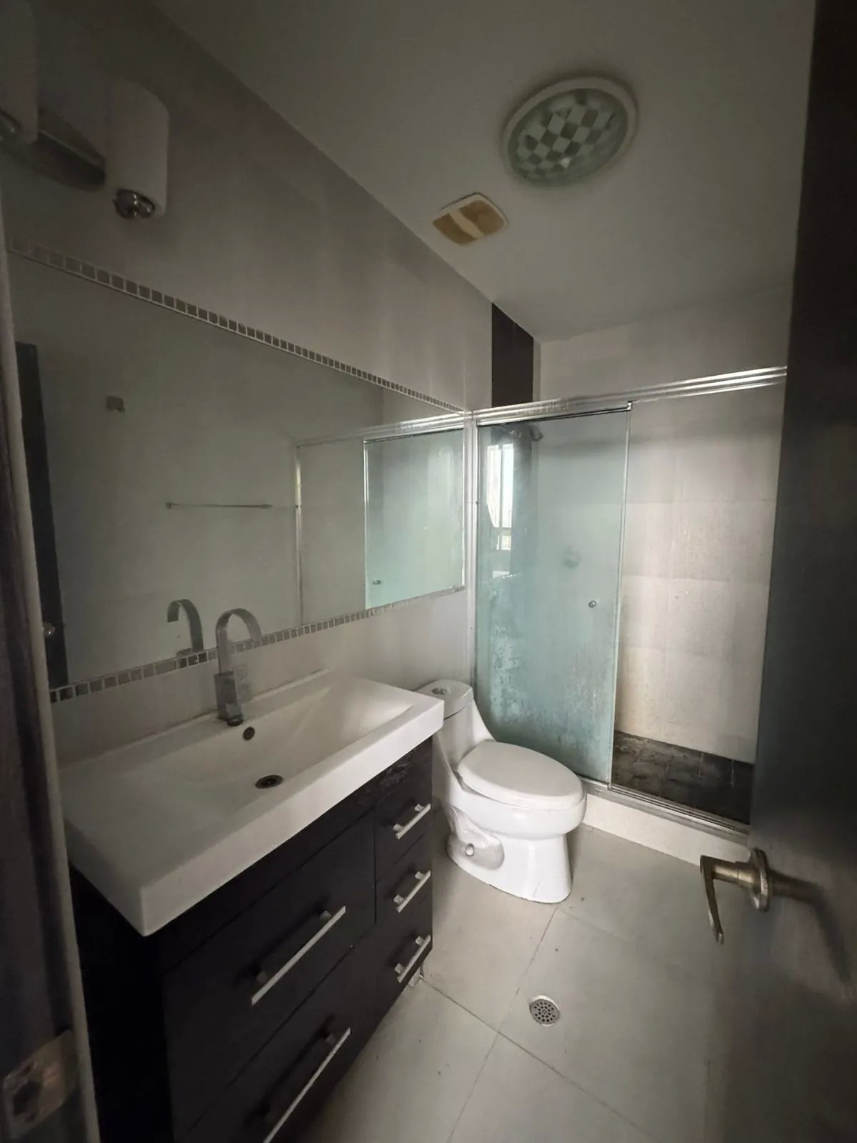 Apartment For Sale in San Francisco