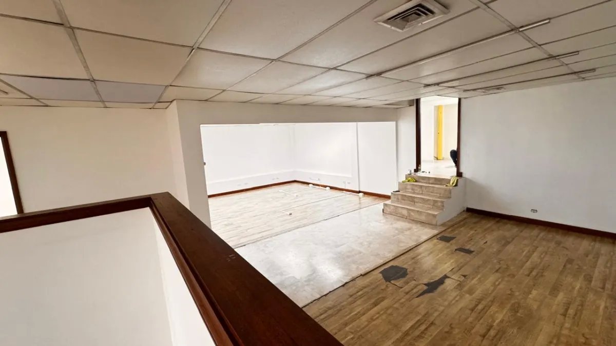 Venta Local Comercial PH Twin Tower, Marbella