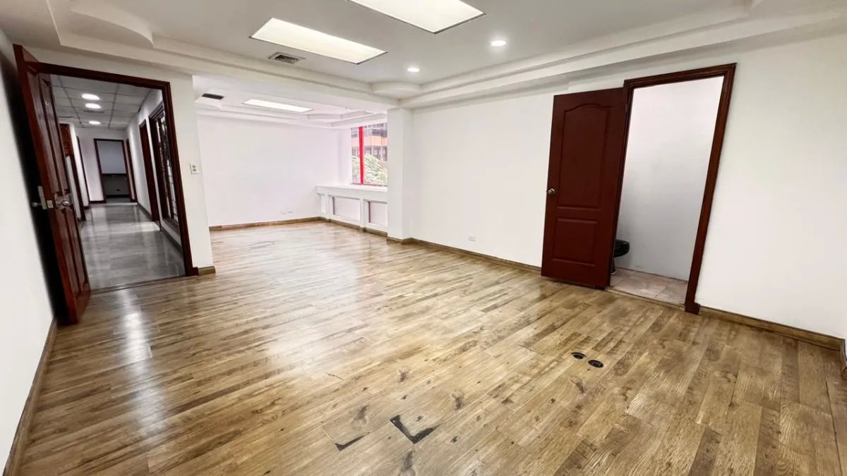 Venta Local Comercial PH Twin Tower, Marbella