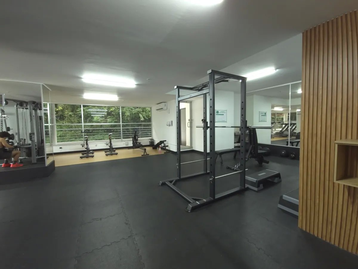 Apartment For Sale in Avenida Ancón