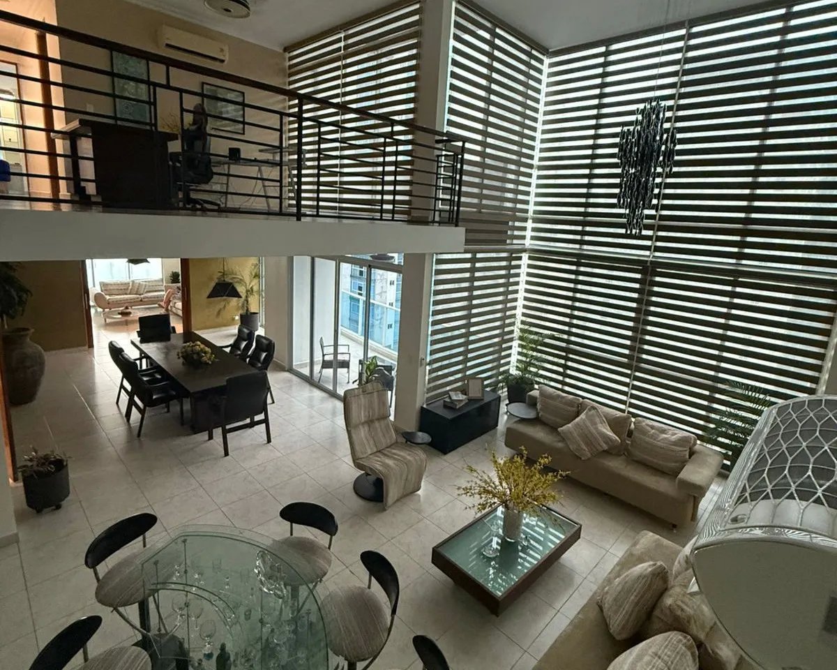 Penthouse en Alquiler  Bella Vista