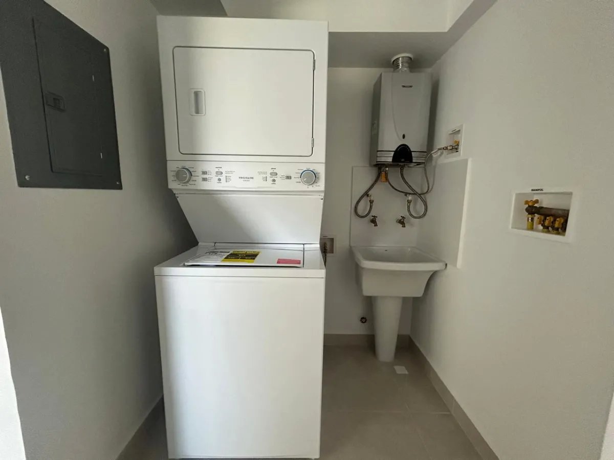 Alquiler de Apartamento Amoblado en Panamá Viejo Residencescerca de Costa del Este