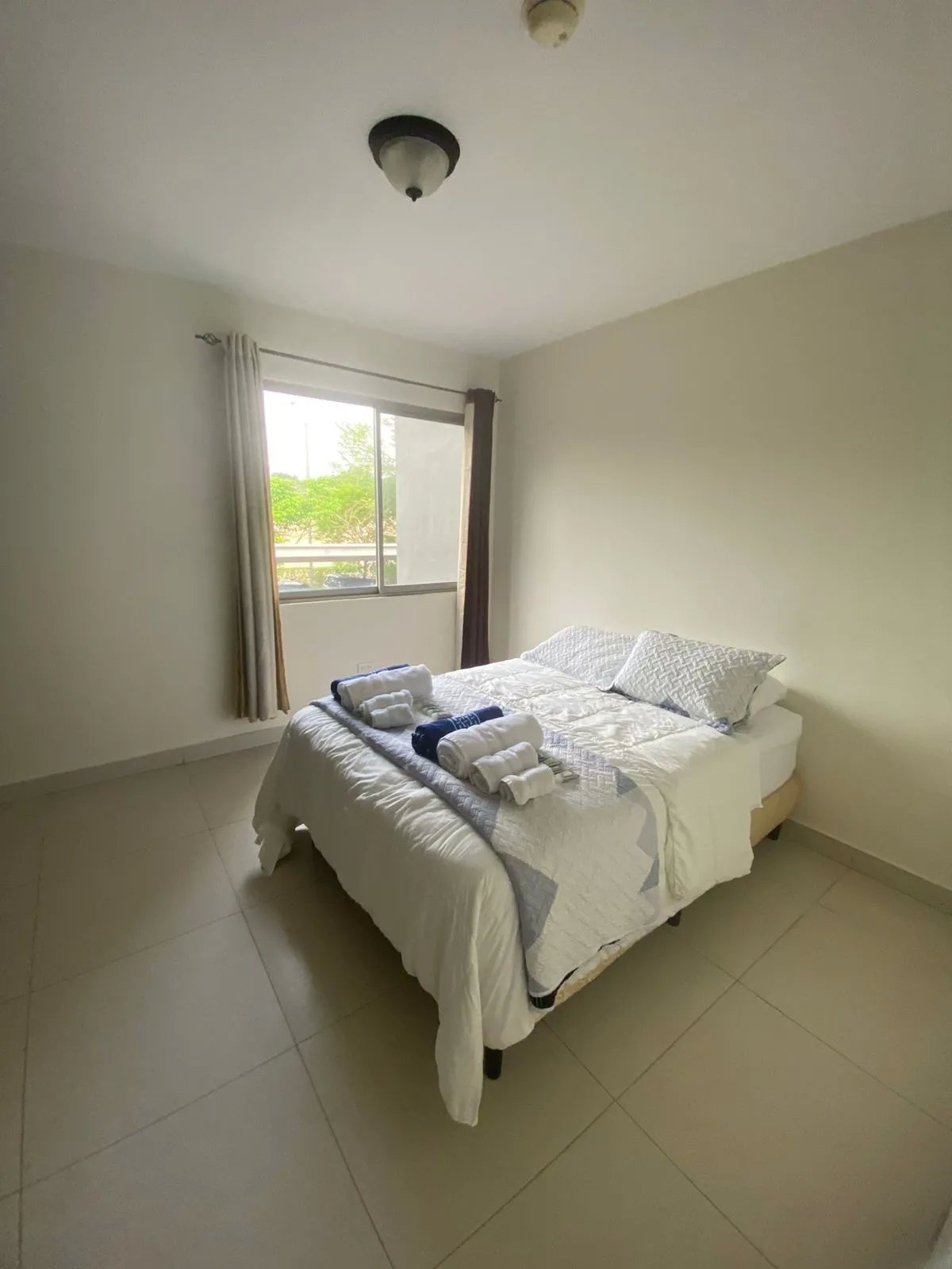 Alquiler de apartamento en MIDRISE, en Woodlands, Panamá Pacifico