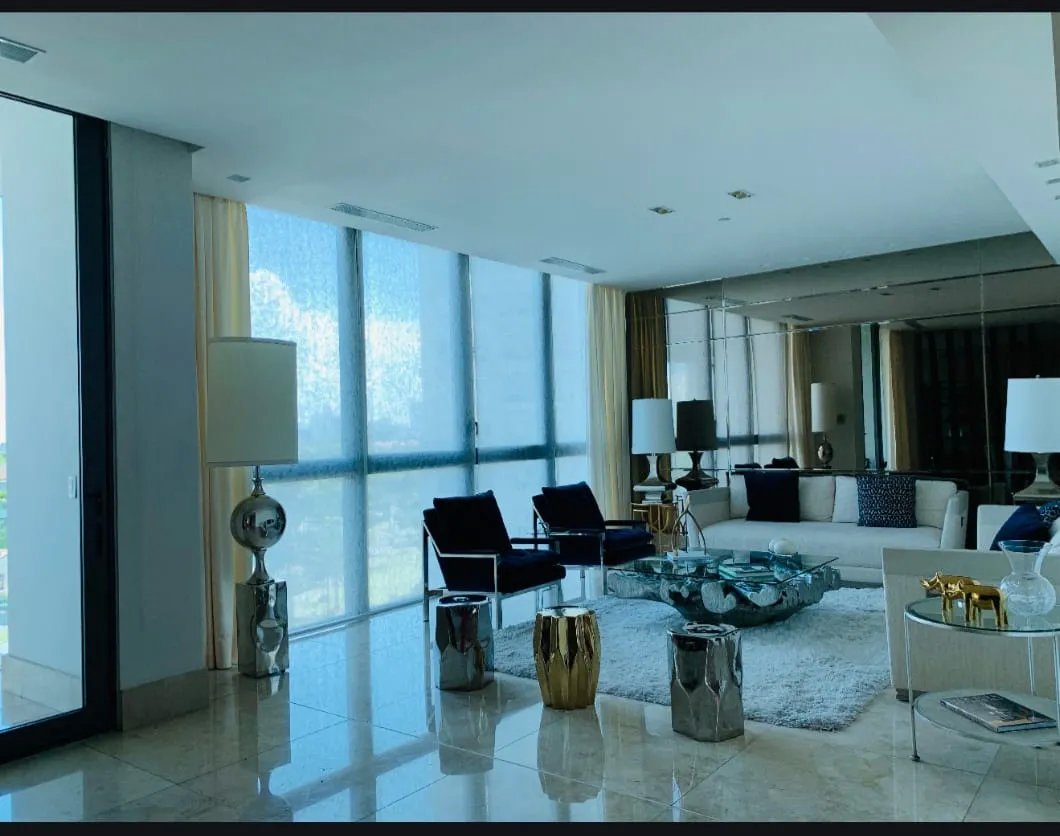 Apartment For Sale in Santa Maria