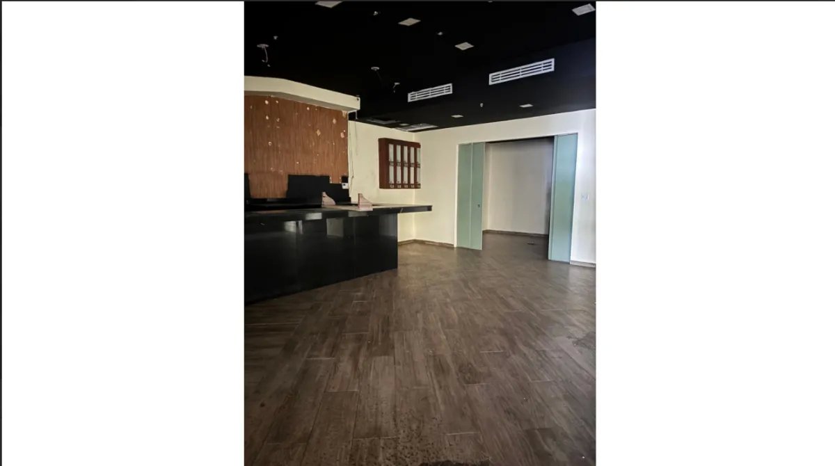 Alquiler en Local Comercial en  Plaza Boulevard del Este, Costa del Este