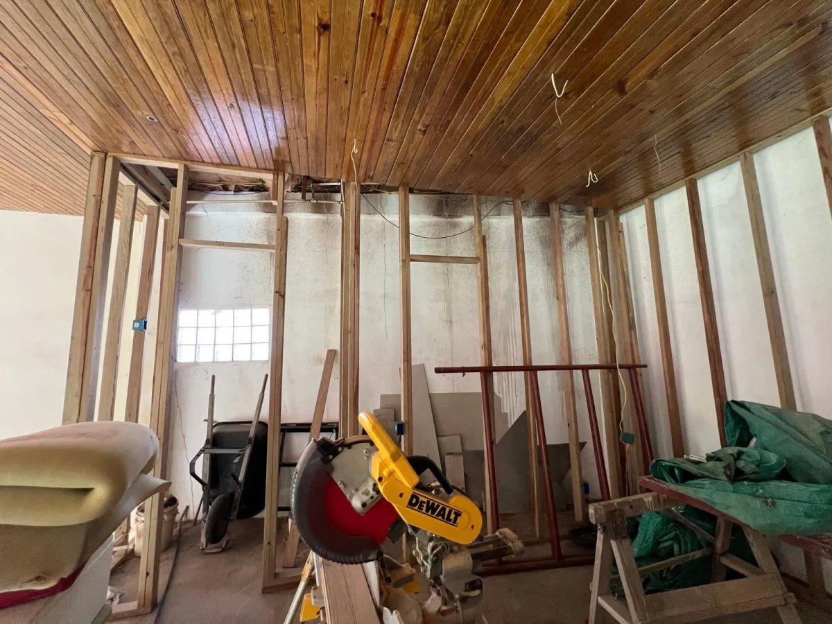 Venta  Propiedad con 2 Casas + Vista al Lago en Las Cumbres