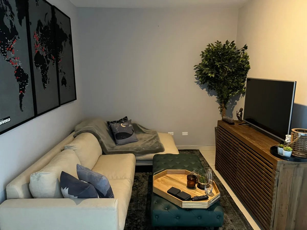 Se Vende Hermoso Apartamento totalmente Amueblado con Vista al Mar  Avenida Balboa |