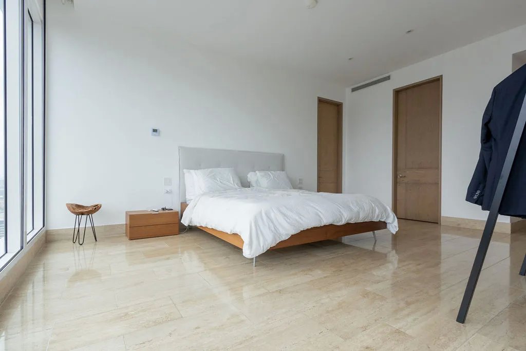 Venta de apartamento en PH Aria en Costa del Este.