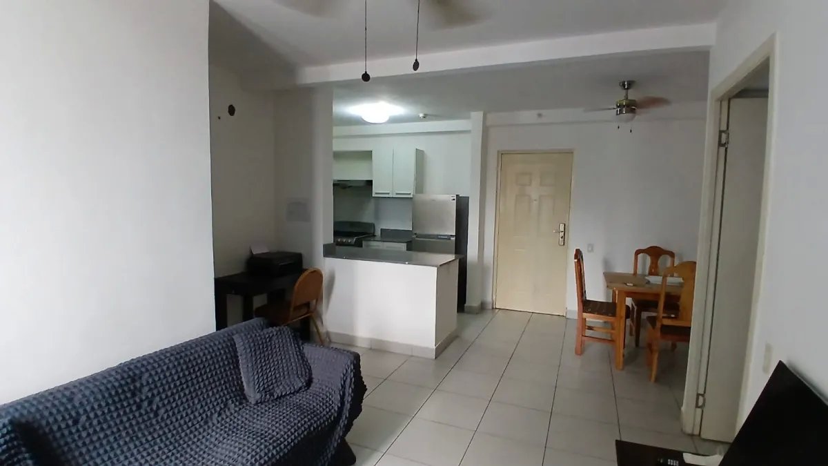 Venta de apartamento en PH Ilo sobre la Ave. José Agustin Arango.