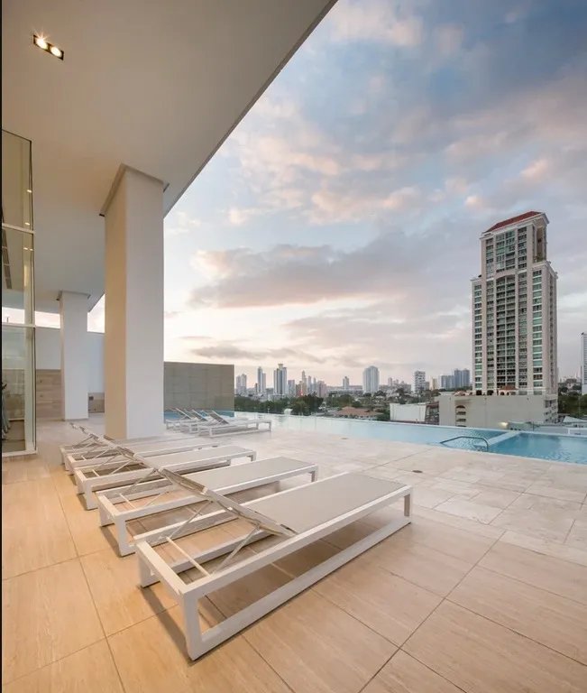 Apartment For Sale in San Francisco