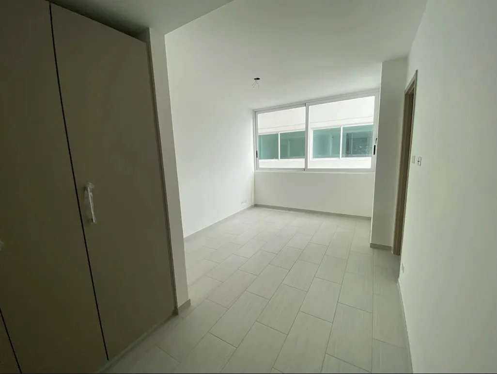 Apartment For Sale in San Francisco