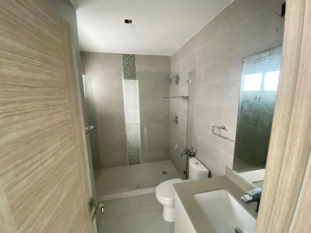 Apartment For Sale in San Francisco