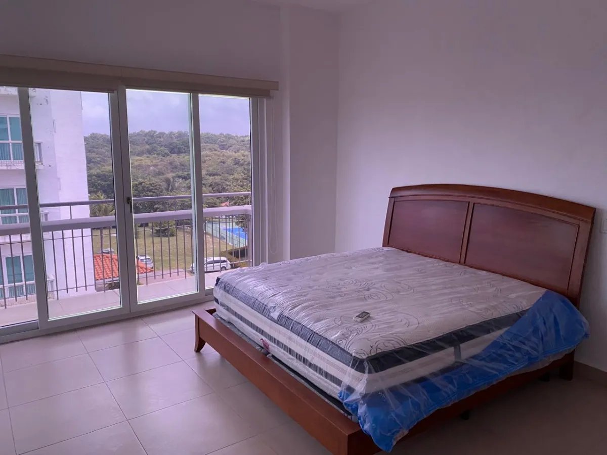 SE VENDE APARTAMENTO EN PUNTA BARCO