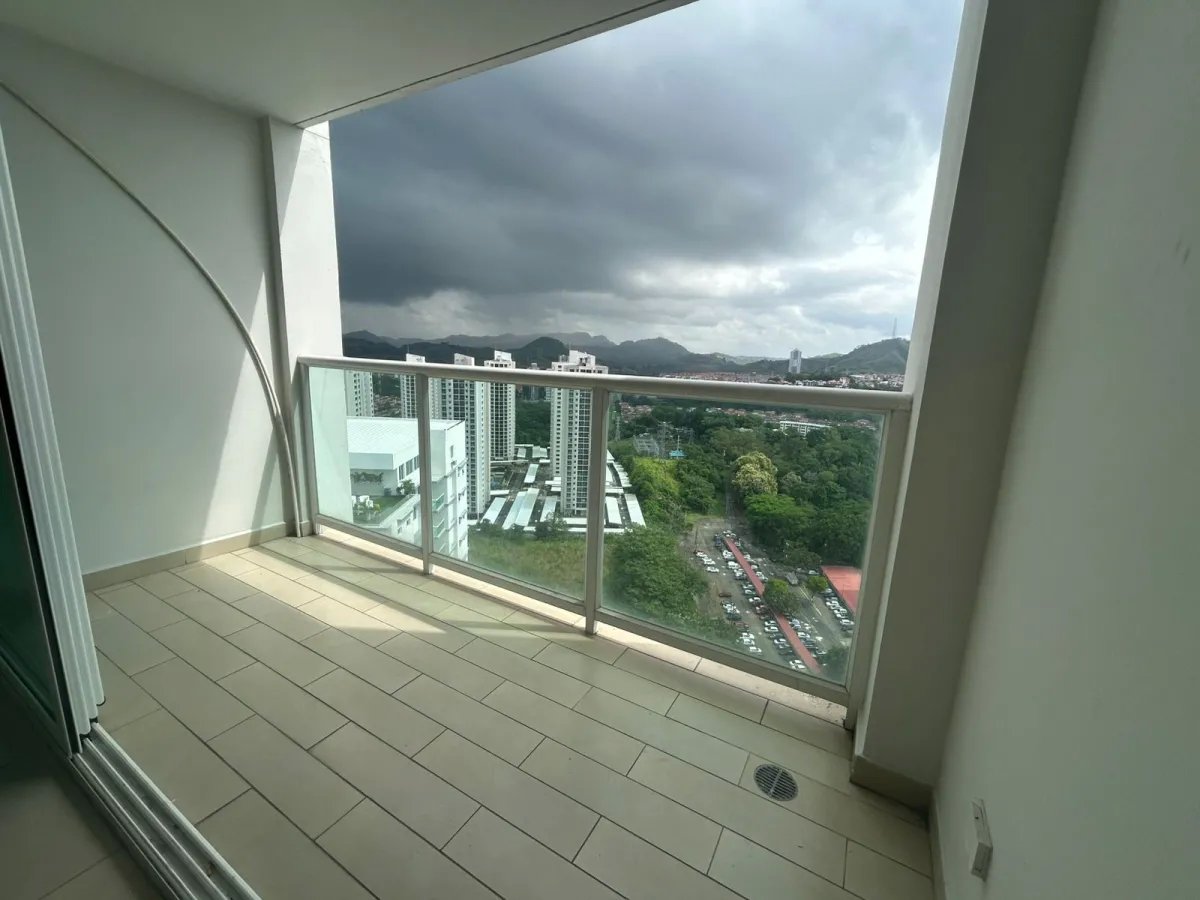 Apartment For Sale in Ancon