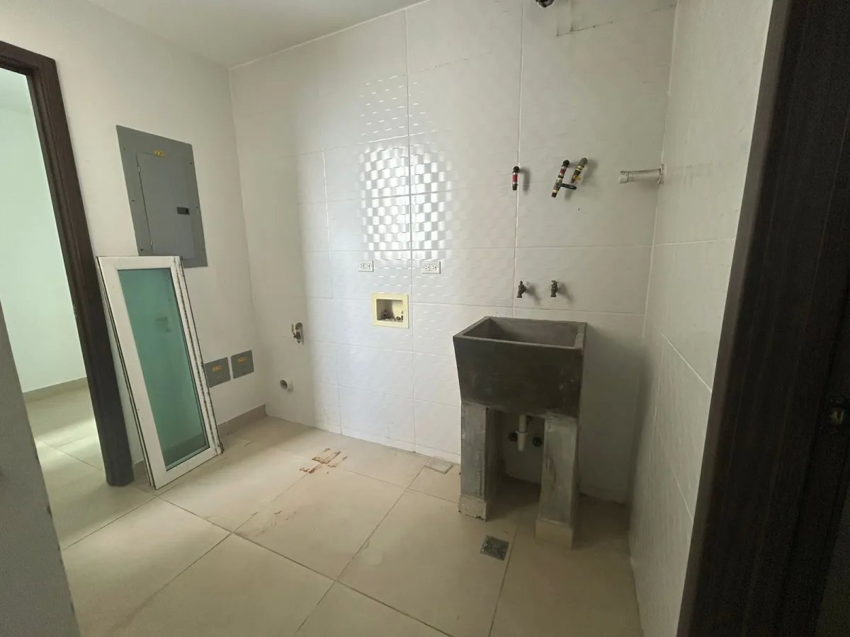 Apartment For Sale in Ancon