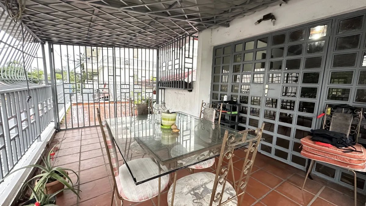 Se vende casa en Avenida Balboa, Bella Vista