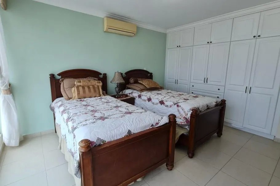 Se vende apartamento full amoblado en PH Sol Marina, Marbella