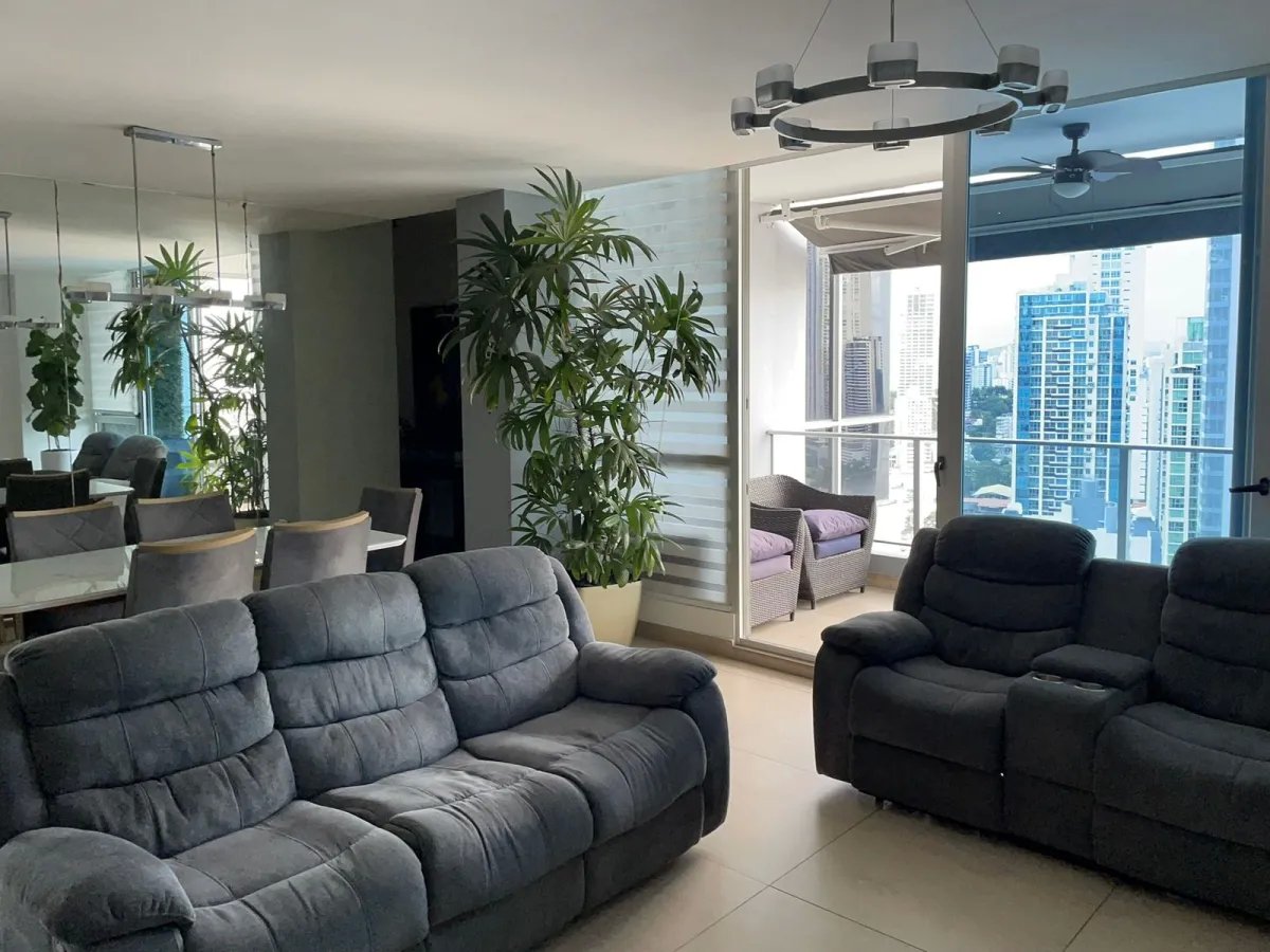 Venta de Apartamento en la Avenida Balboa