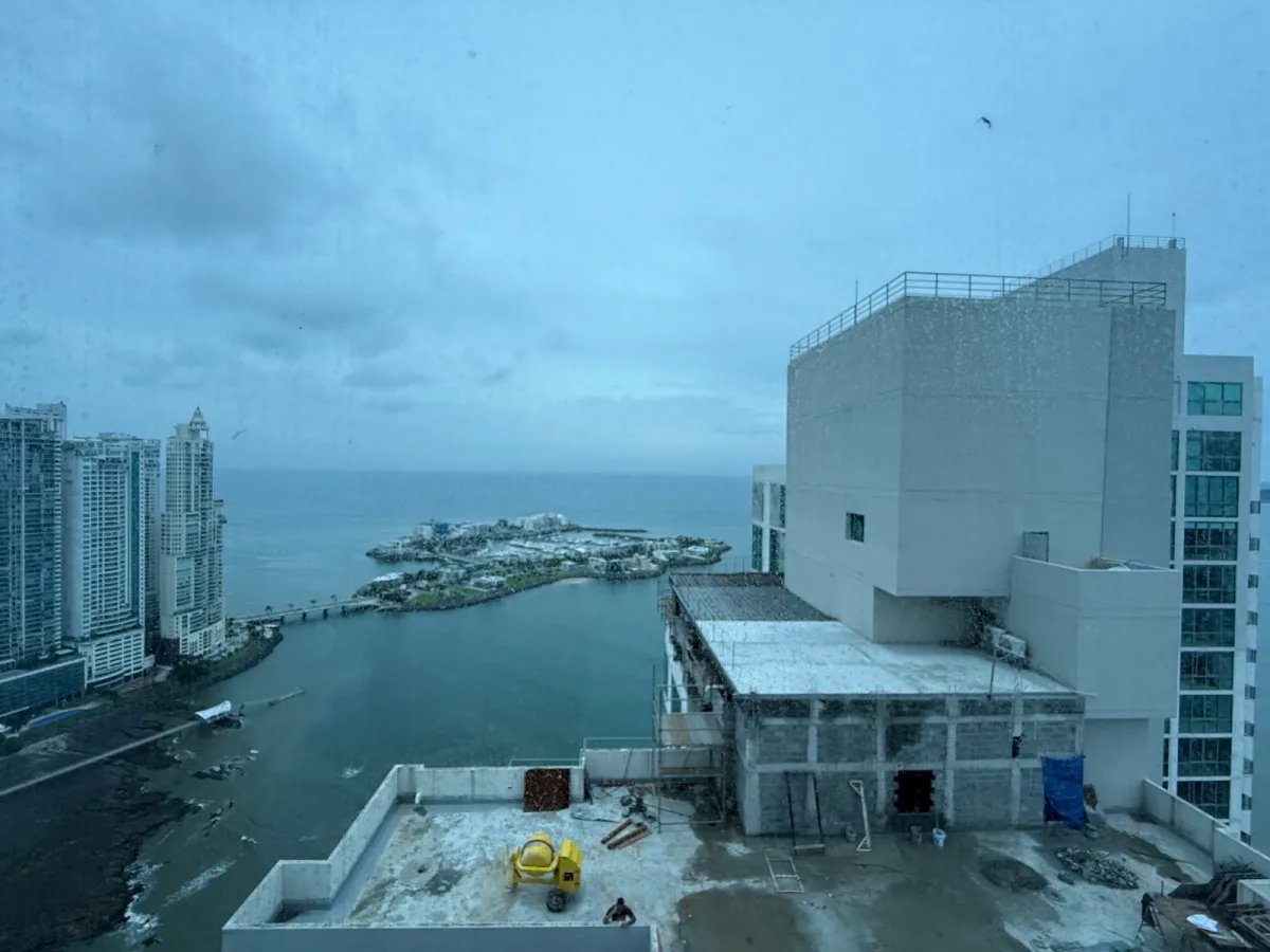Venta de Penthouse en Ocean Front Luxury Penthouses Punta Patilla