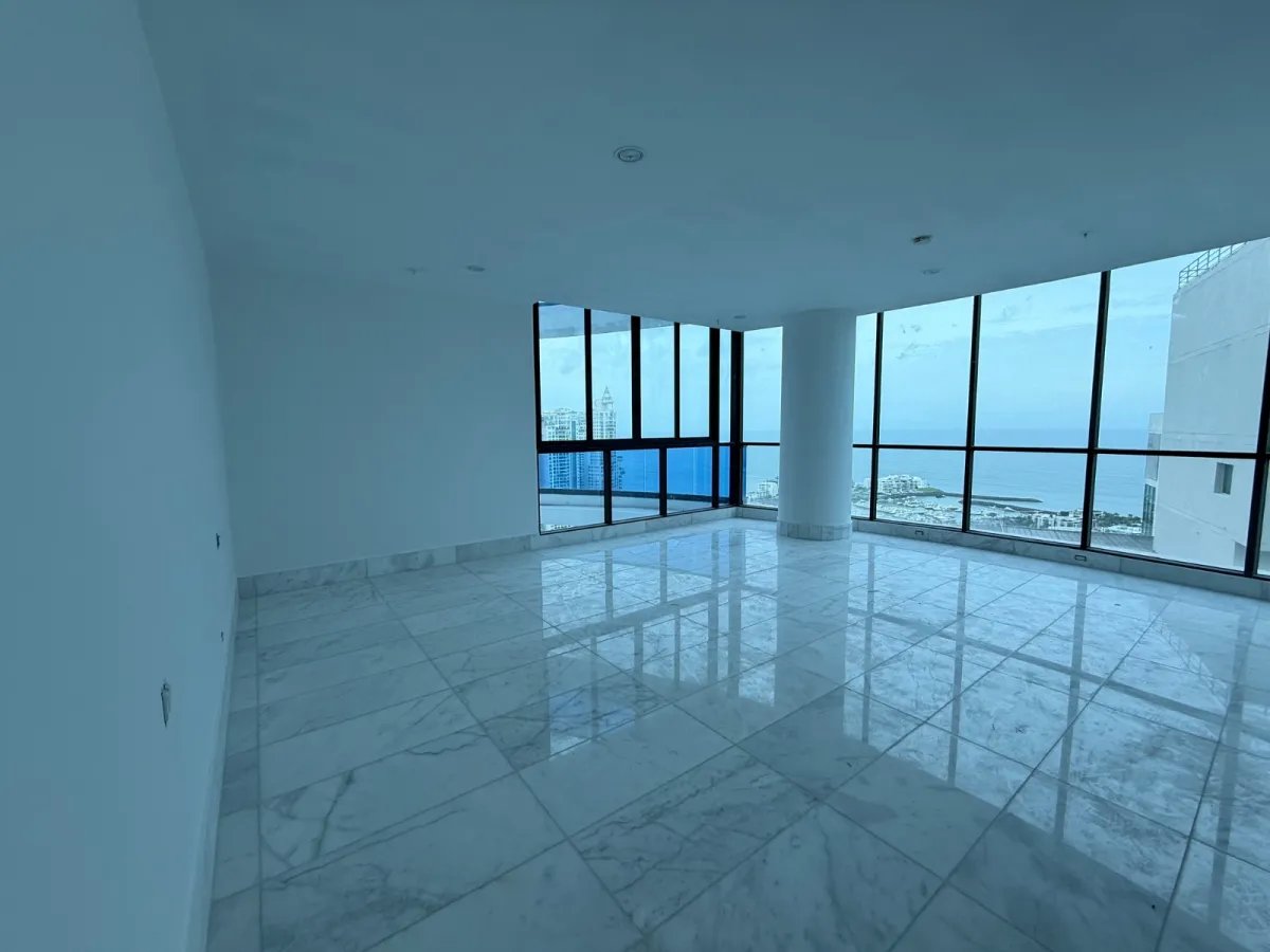 Venta de Penthouse en Ocean Front Luxury Penthouses Punta Patilla