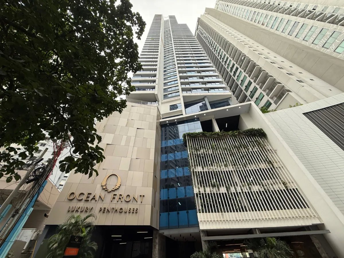 Venta de Apartamento en Ocean Front Luxury Penthouses