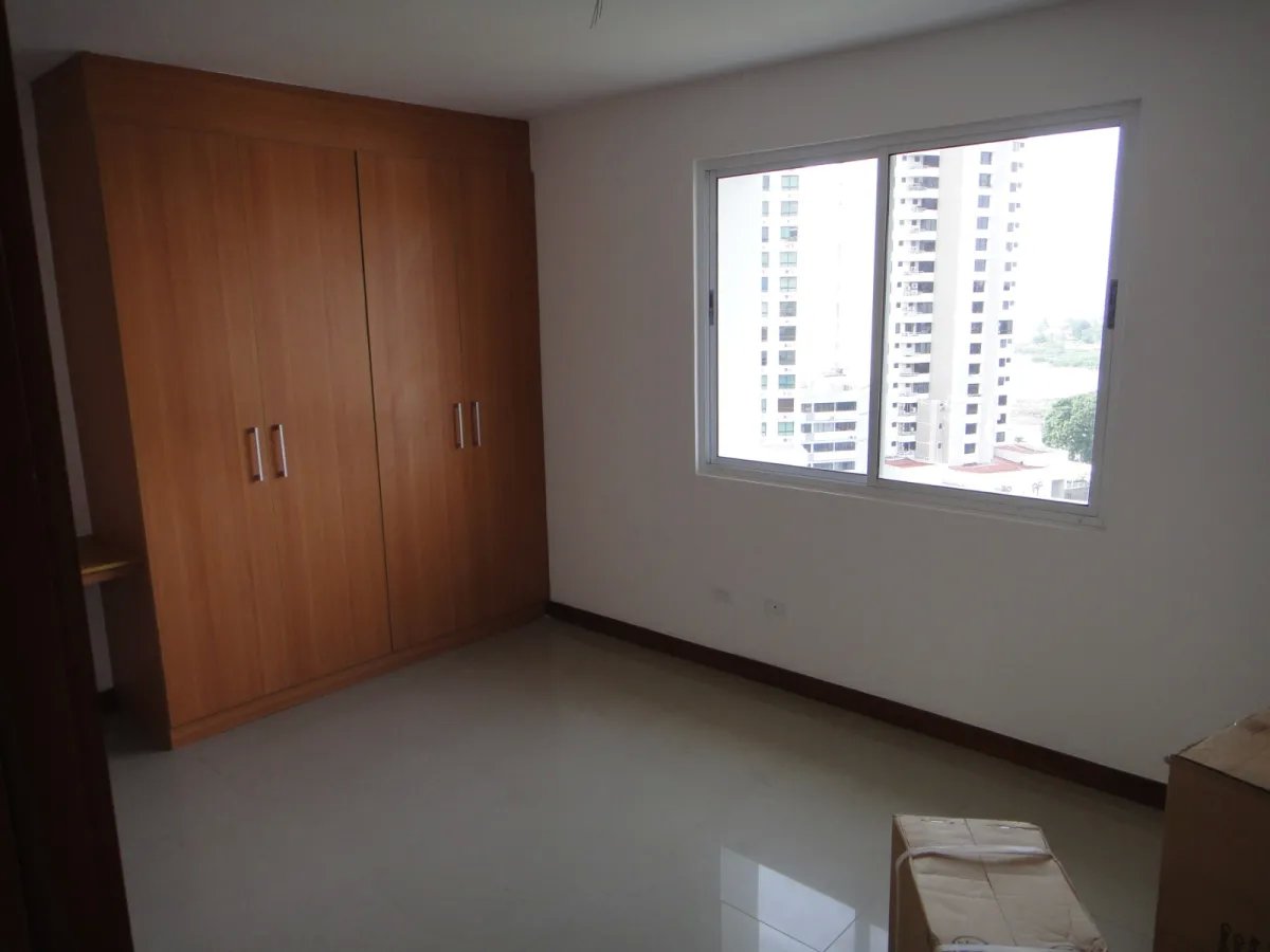 VENTA GANGA  APARTAMENTO PH BAHIA DELL GOLF