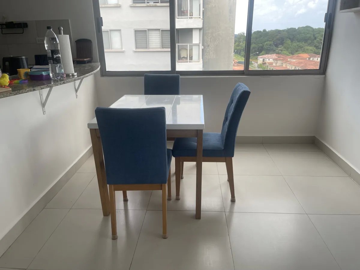 SE VENDE O SE ALQUILA